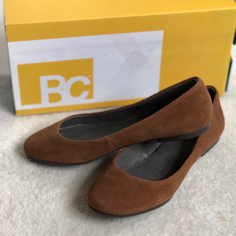 [NEW] BC Footwear Limousine Flats in Suede Leather